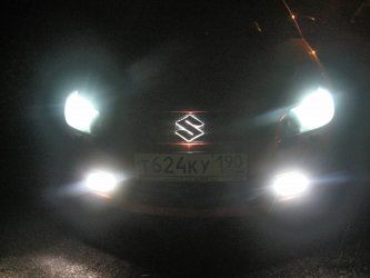 Новая светящаяся эмблема Suzuki и ангельские глазки